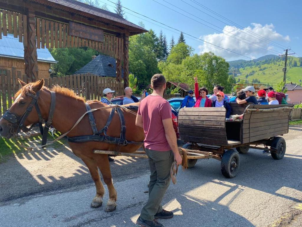 Pensiunea Agroturistica Casa Colinita Vatra Moldoviţei Εξωτερικό φωτογραφία