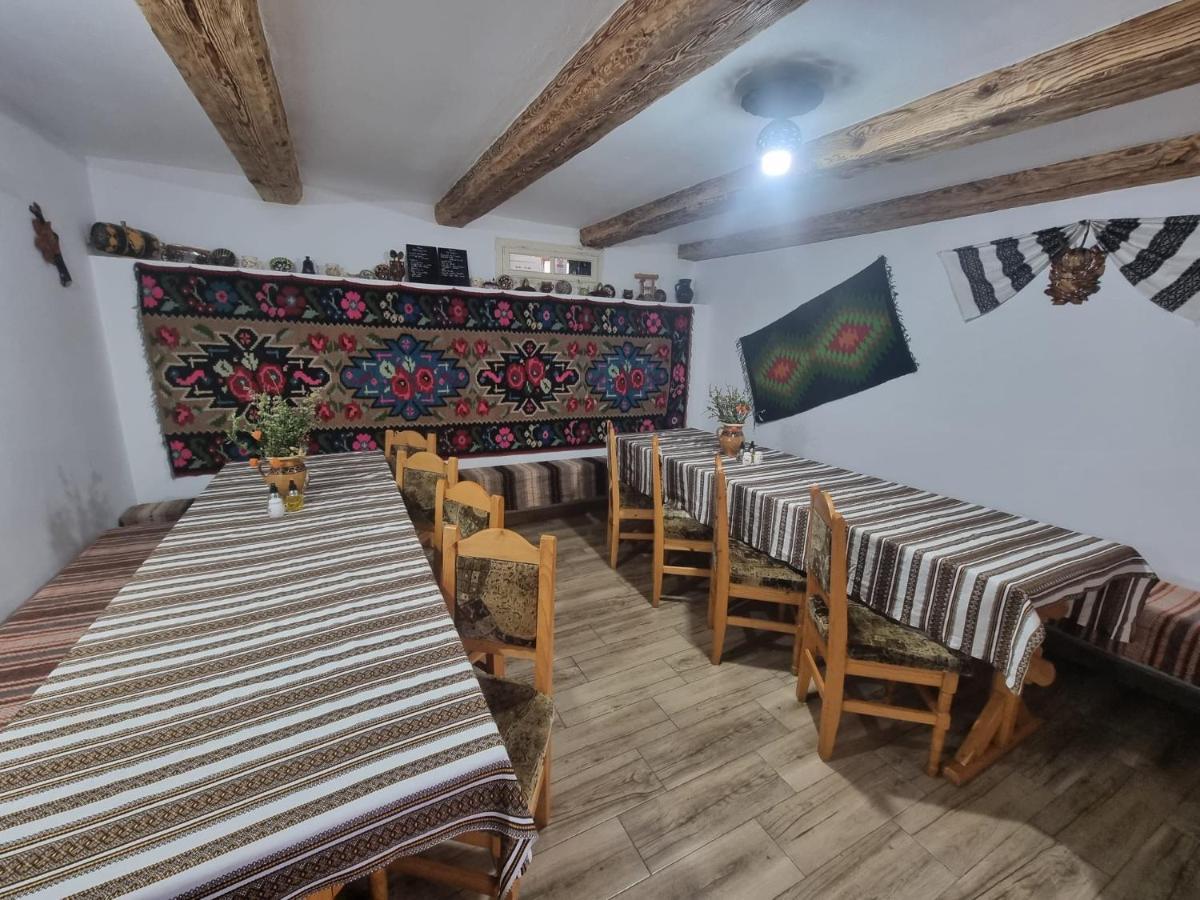 Pensiunea Agroturistica Casa Colinita Vatra Moldoviţei Εξωτερικό φωτογραφία